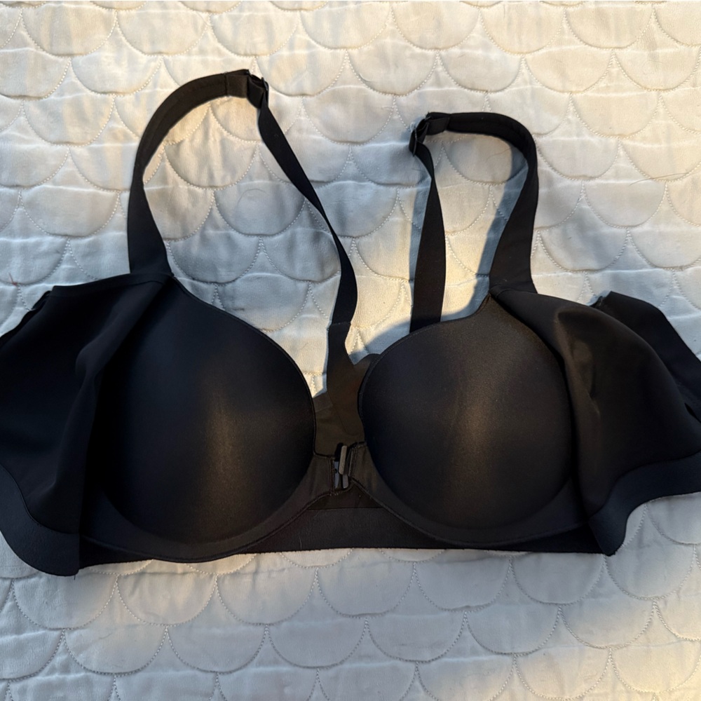Victoria’s Secret Sport Black Support Sports Bra Size 34D / 75